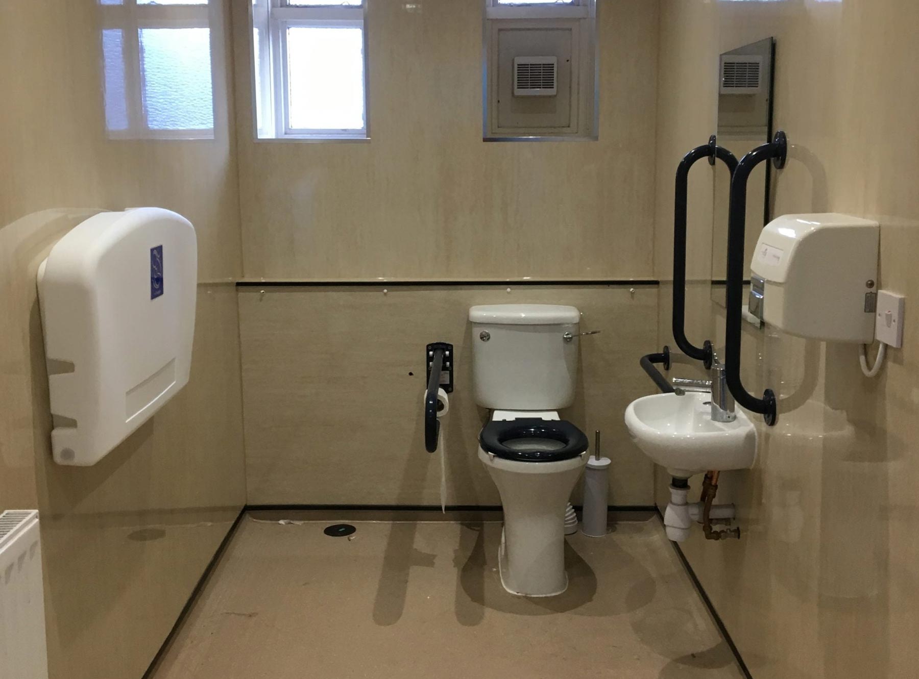 Walbottle Village Institute toilet and washroom